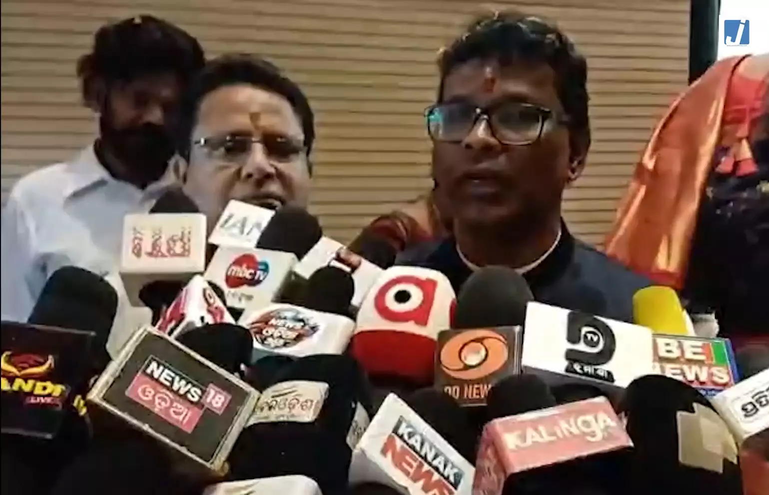 ओडिशा की 1.03 करोड़ महिलाओं को तोहफा सुभद्रा योजना के तहत मिले 5 हजार रुपये ओडिशा की 1.03 करोड़ महिलाओं को तोहफा सुभद्रा योजना के तहत मिले 5 हजार रुपये