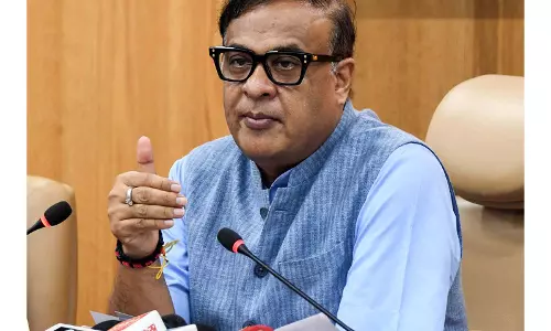 नेपाल बाढ़ में फंसे असम के नागरिकों की तलाश जारी नेपाल बाढ़ में फंसे असम के नागरिकों की तलाश जारी