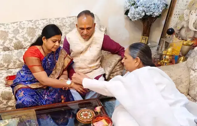 Sonipat: रक्षाबंधन पर सुरेंद्र पंवार का संदेश, बहनों का स्नेह रिश्ते की असली ताकत Sonipat: रक्षाबंधन पर सुरेंद्र पंवार का संदेश, बहनों का स्नेह रिश्ते की असली ताकत