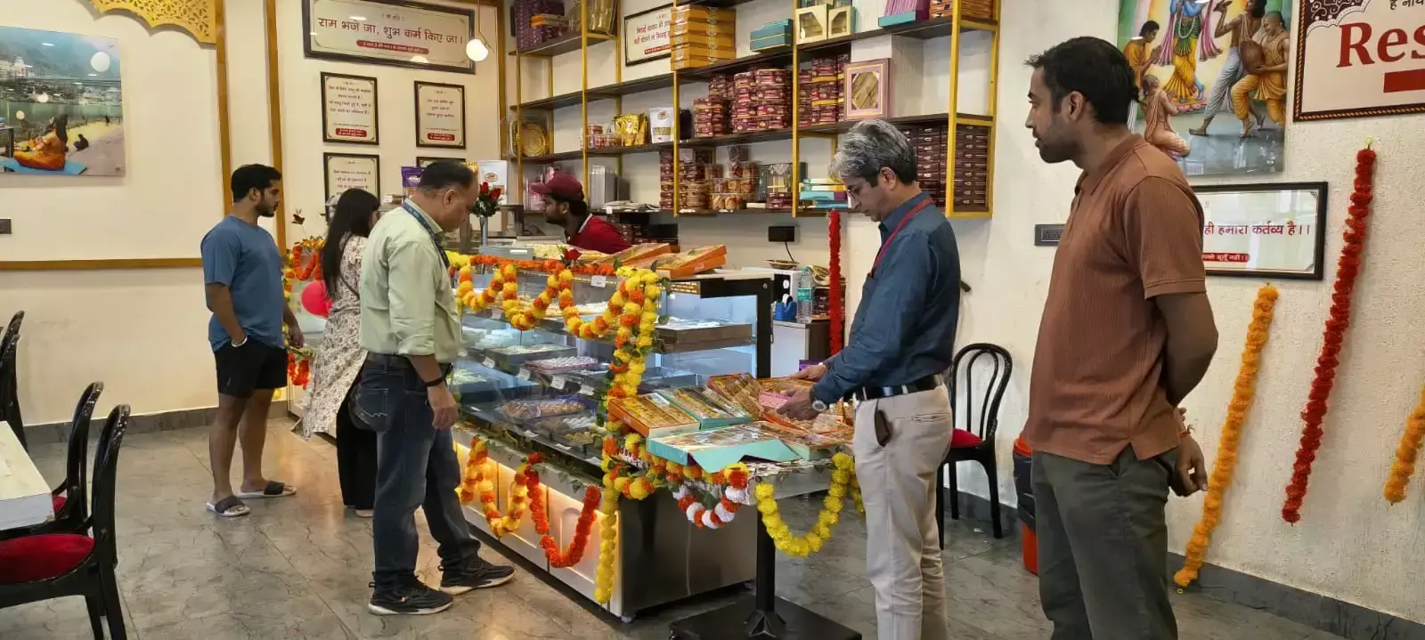 New Tehri: मिलावटखोरी पर शिकंजा कसने की तैयारी, मुनिकीरेती में खाद्य सुरक्षा विभाग की जांच