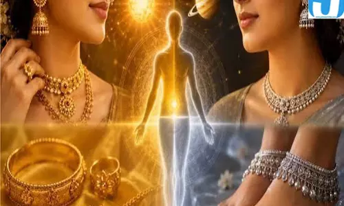 सोना चांदी पहनने में न करें ये गलती धार्मिक मान्यता में बताए गए नियम