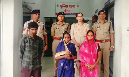 बाजार में महिलाओं को बनाते थे निशाना, झपटमारी गिरोह पुलिस के हत्थे चढ़ा