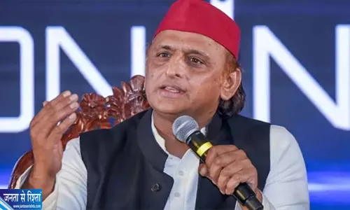 वोटर लिस्ट को लेकर अखिलेश का बड़ा बयान बोले फिर होगी SIR की तैयारी