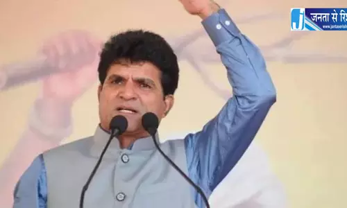 बारिश की कमी से परेशान किसानों की आवाज उठी बारिश की कमी से परेशान किसानों की आवाज उठी