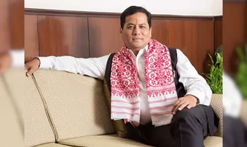 Assam: शिक्षक दर्जा पाने की मांग, 2021 के ट्यूटर्स पहुंचे केंद्रीय मंत्री सोनोवाल के पास