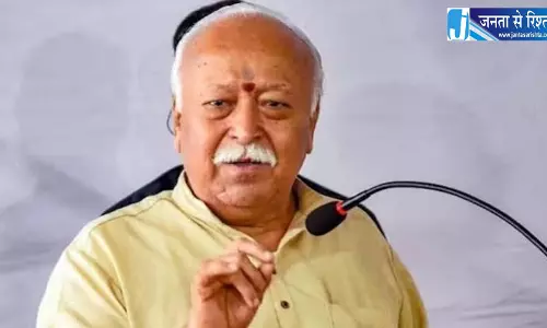 टाइम्स स्क्वायर पर छाईं मोहन भागवत की तस्वीरें, आज देंगे संबोधन