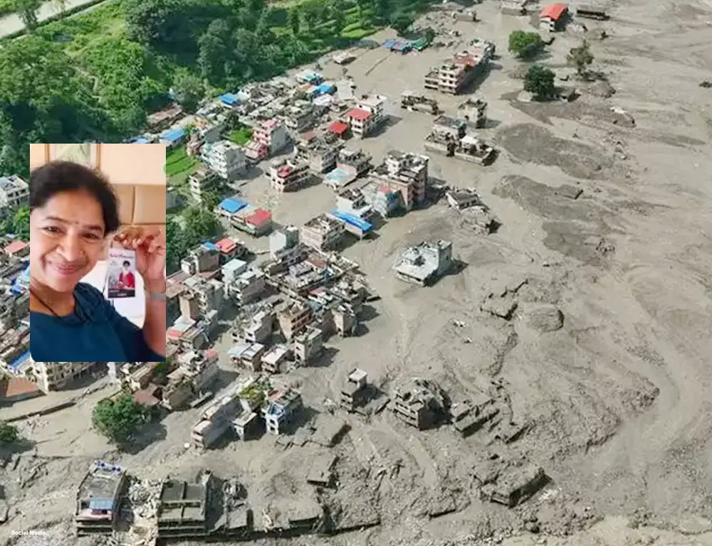 नेपाल बाढ़: लापता श्रीदेवी की तलाश में हैदराबाद का परिवार बेहाल नेपाल बाढ़: लापता श्रीदेवी की तलाश में हैदराबाद का परिवार बेहाल
