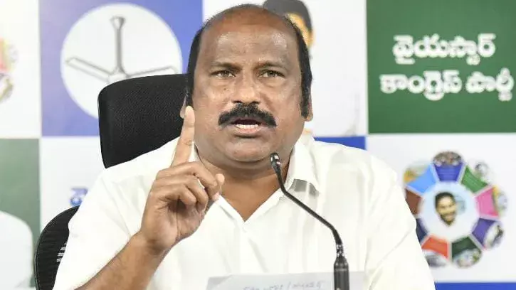 वेलिगोंडा प्रोजेक्ट: YSRCP का नायडू पर क्रेडिट चुराने का आरोप वेलिगोंडा प्रोजेक्ट: YSRCP का नायडू पर क्रेडिट चुराने का आरोप