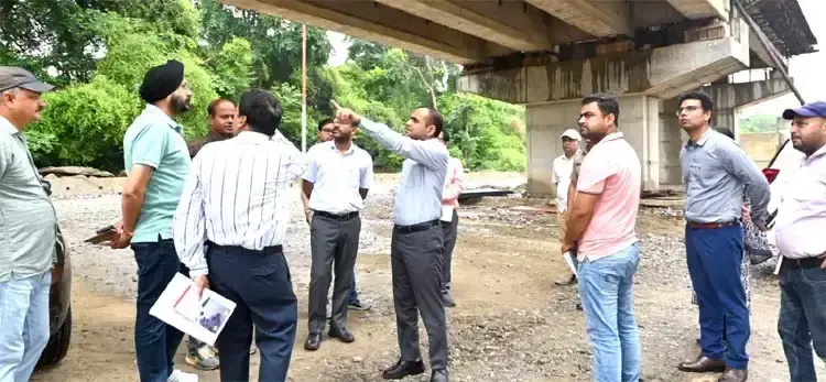Haridwar: कोई पात्र नागरिक मतदान से वंचित न हो, डीएम ने दिए एसआईआर को लेकर निर्देश Haridwar: कोई पात्र नागरिक मतदान से वंचित न हो, डीएम ने दिए एसआईआर को लेकर निर्देश