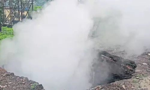 दो जगह धंसी जमीन गैस रिसाव से दहशत