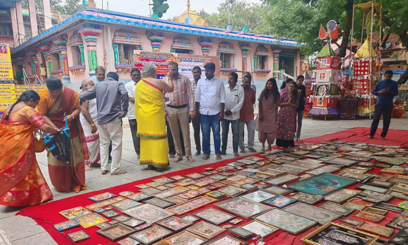 Telangana: 29 मंदिरों में प्रोजेक्ट उद्वासना आयोजित किया गया Telangana: 29 मंदिरों में प्रोजेक्ट उद्वासना आयोजित किया गया