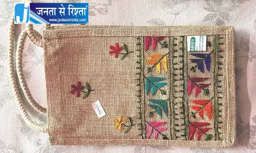 Ludhiana फुलकारी कढ़ाई ने बदला बैग और लिफाफों का रूप