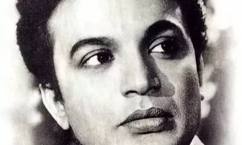 पीएम मोदी ने मन की बात में महानायक उत्तम कुमार को किया याद, बोले- वे हमेशा दिलों पर राज करते रहेंगे पीएम मोदी ने मन की बात में महानायक उत्तम कुमार को किया याद, बोले- वे हमेशा दिलों पर राज करते रहेंगे
