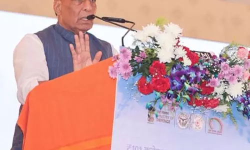 लखनऊ में राजनाथ सिंह बोले, अंतरराष्ट्रीय मंच पर अब भारत की बात पूरी दुनिया कान खोलकर सुनती है लखनऊ में राजनाथ सिंह बोले, अंतरराष्ट्रीय मंच पर अब भारत की बात पूरी दुनिया कान खोलकर सुनती है