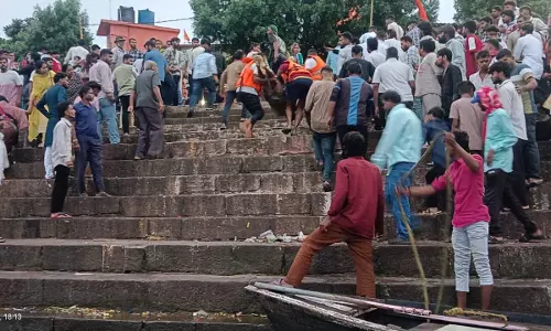 रक्षाबंधन के दिन महादेव घाट पर हुआ था दर्दनाक हादसा, आज खारून में डूबे युवक की मिली लाश