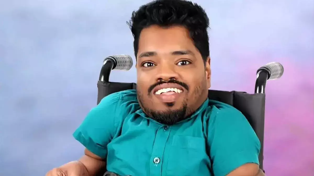 Kerala: निमोनिया का इलाज करा रहे यूट्यूबर स्वालिह वलांचेरी का निधन Kerala: निमोनिया का इलाज करा रहे यूट्यूबर स्वालिह वलांचेरी का निधन