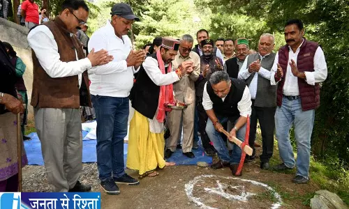 हिमाचल में सड़क नेटवर्क विस्तार की तैयारी हिमाचल में सड़क नेटवर्क विस्तार की तैयारी