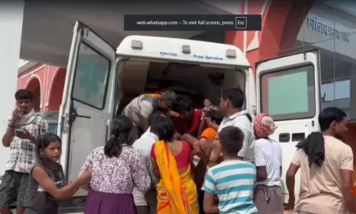 बाढ़ में नशीला पदार्थ सेवन के बाद चार युवक अचेत, गंभीर हालत में अस्पताल में भर्ती बाढ़ में नशीला पदार्थ सेवन के बाद चार युवक अचेत, गंभीर हालत में अस्पताल में भर्ती