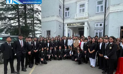 Shimla कानून छात्रों ने किया विधानसभा का शैक्षणिक दौरा Shimla कानून छात्रों ने किया विधानसभा का शैक्षणिक दौरा