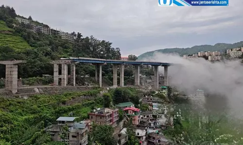 Solan कैथलीघाट हाईवे काम में देरी ठेकेदार पर कार्रवाई