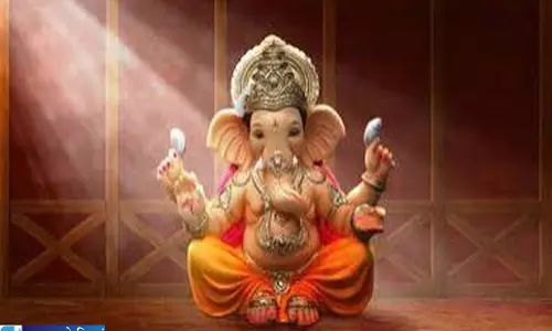 गणेश भक्तों के लिए खास दिन हेरंब संकष्टी पर ऐसे करें पूजा अर्चना गणेश भक्तों के लिए खास दिन हेरंब संकष्टी पर ऐसे करें पूजा अर्चना
