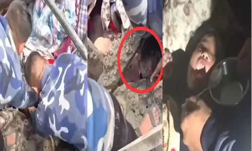 नेपाल की तबाही में चमत्कार, मलबे से जिंदा निकली 6 साल की मनीषा नेपाल की तबाही में चमत्कार, मलबे से जिंदा निकली 6 साल की मनीषा
