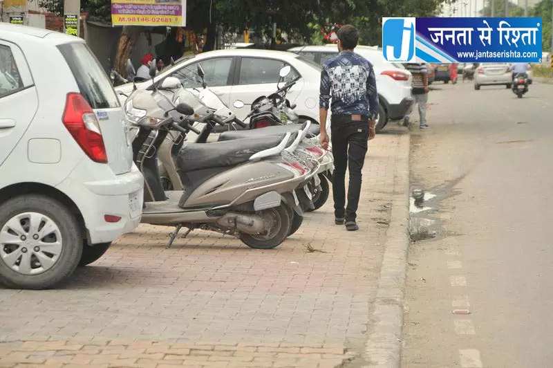 Delhi में पैदल यात्रियों को मिलेगी बड़ी सुविधा Delhi में पैदल यात्रियों को मिलेगी बड़ी सुविधा