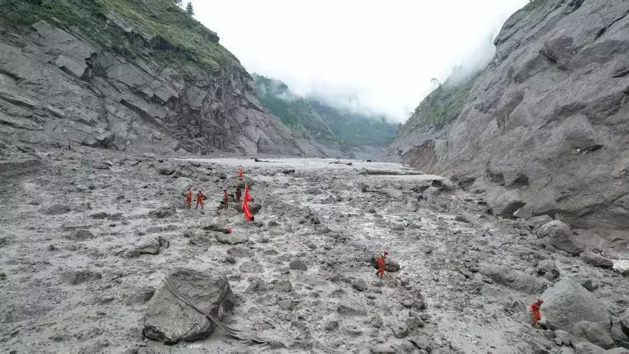तिब्बत में अचानक आई बाढ़: 261 लापता विदेशी नागरिकों में 49 भारतीय शामिल तिब्बत में अचानक आई बाढ़: 261 लापता विदेशी नागरिकों में 49 भारतीय शामिल