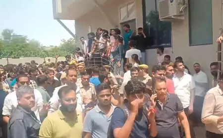 बिजली गुल होने से NEET पीजी परीक्षा प्रभावित, 5 सितंबर को फिर होगा एग्जाम बिजली गुल होने से NEET पीजी परीक्षा प्रभावित, 5 सितंबर को फिर होगा एग्जाम