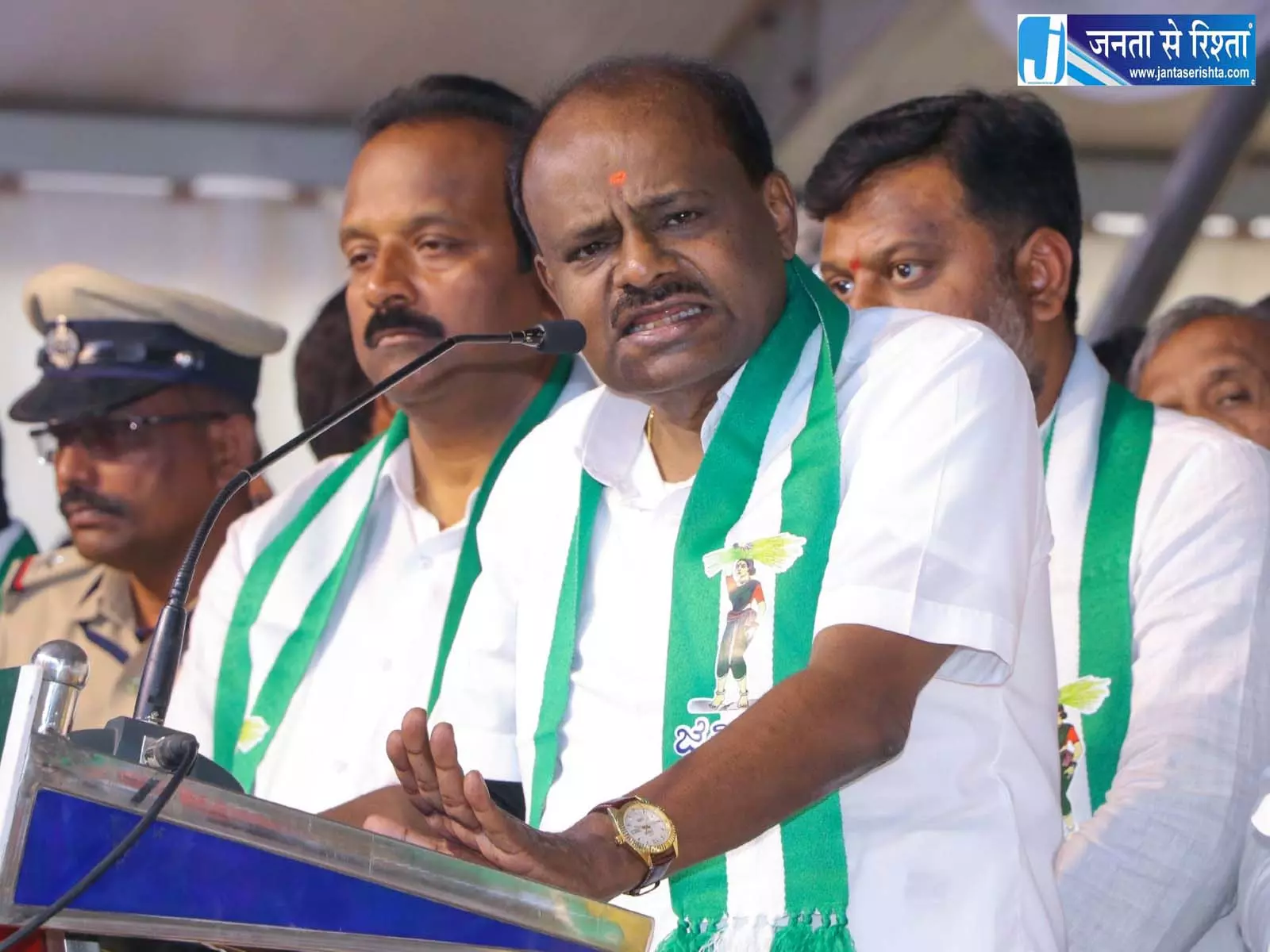KPSC विवाद पर कुमारस्वामी का प्रियांक खड़गे पर पलटवार KPSC विवाद पर कुमारस्वामी का प्रियांक खड़गे पर पलटवार