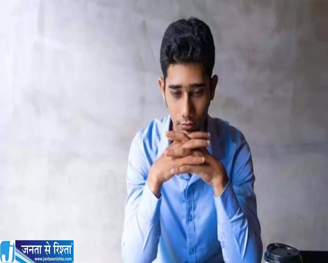 कॉन्फिडेंस कम दिखाती हैं ये 6 आदतें समय रहते बदल लें कॉन्फिडेंस कम दिखाती हैं ये 6 आदतें समय रहते बदल लें