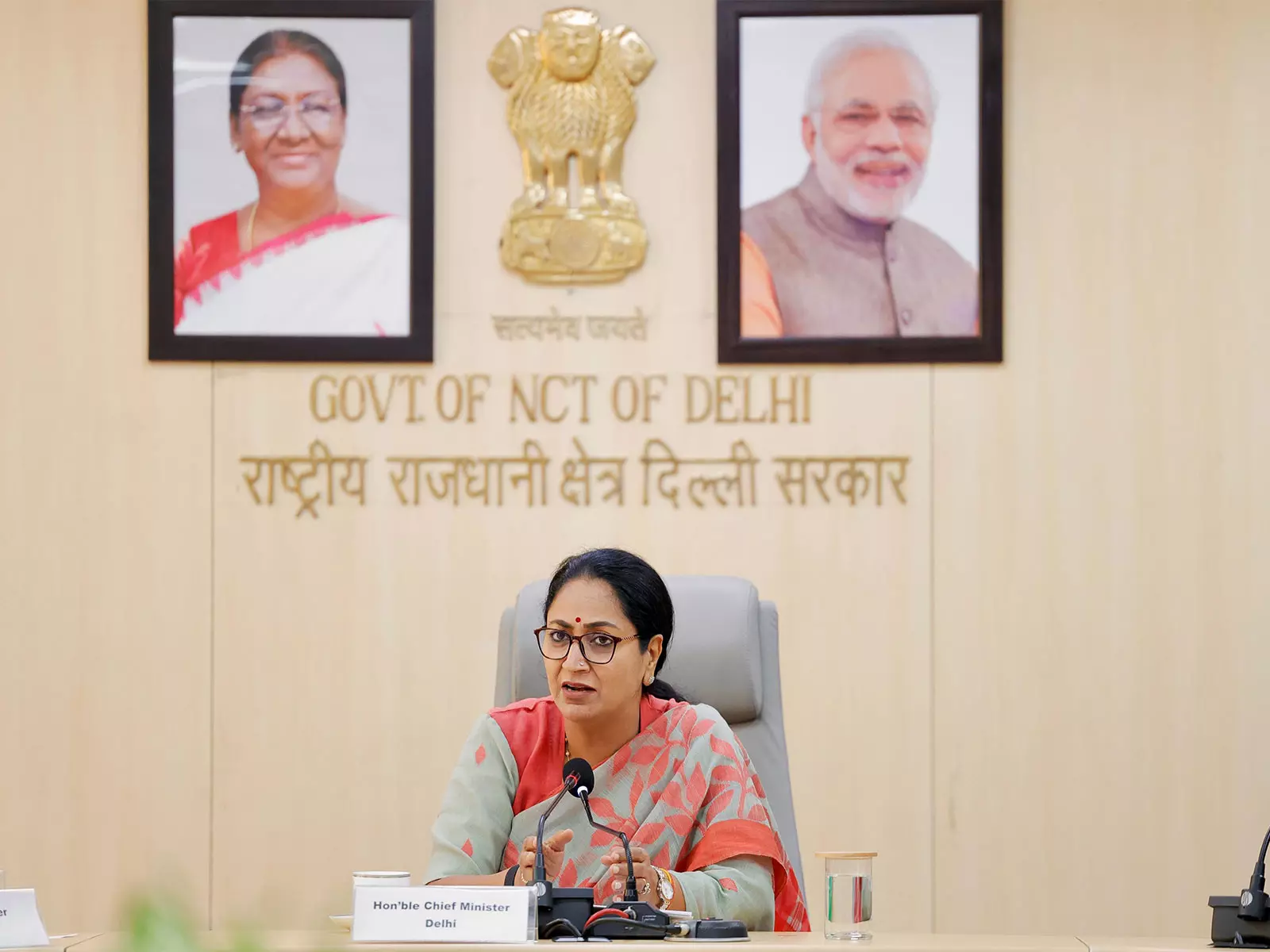 दिल्ली के तीन लैंडफिल से खाली हुई 100 एकड़ जमीन दिल्ली के तीन लैंडफिल से खाली हुई 100 एकड़ जमीन