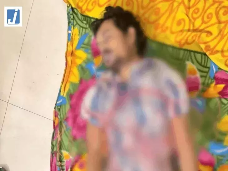 शादी टूटने के बाद गुमसुम था डॉक्टर, ESIC अस्पताल के क्वार्टर में फंदे पर मिला शव शादी टूटने के बाद गुमसुम था डॉक्टर, ESIC अस्पताल के क्वार्टर में फंदे पर मिला शव