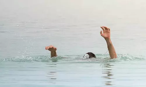 मुलुगु में दर्दनाक हादसा दो की मौत