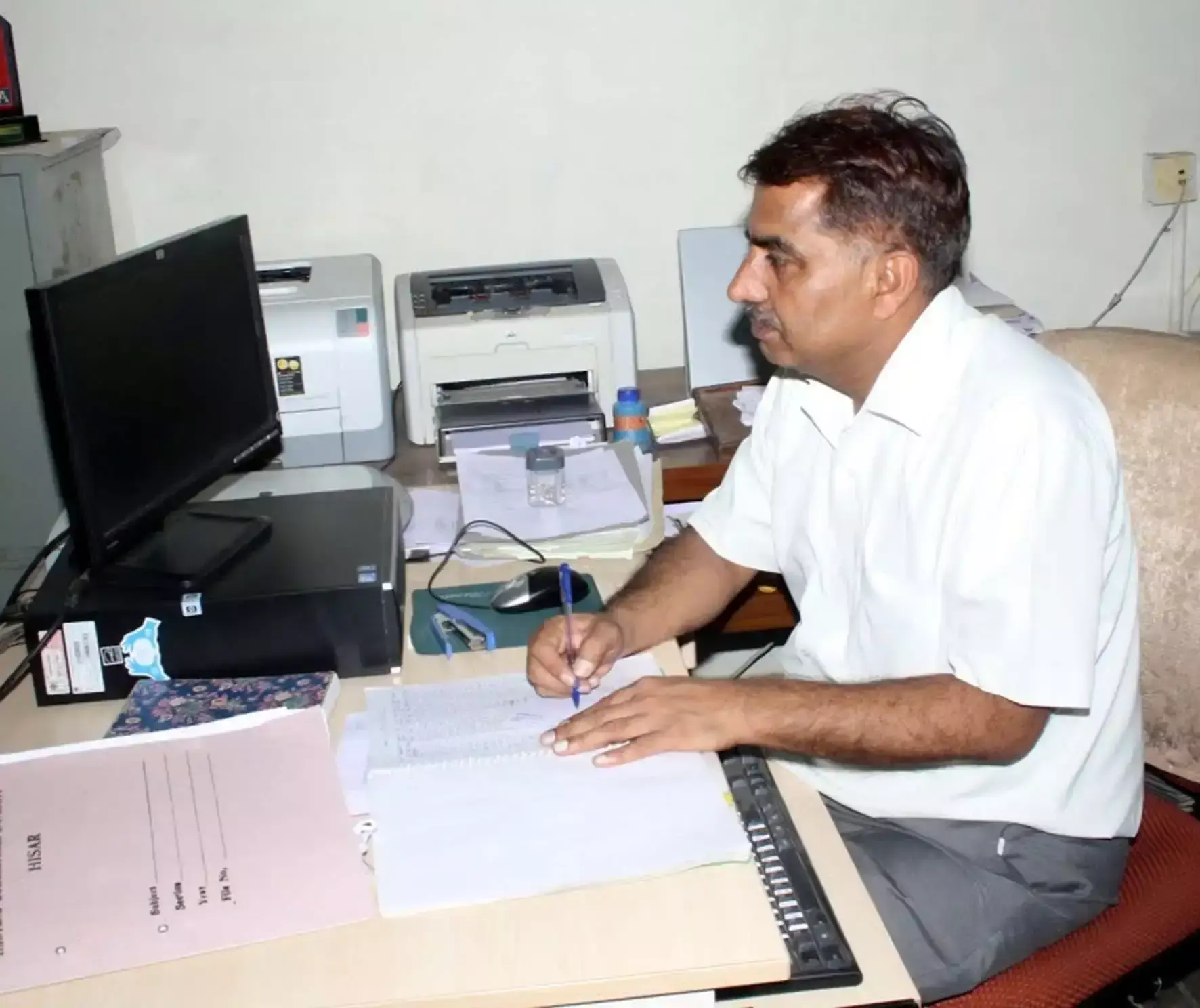 Hisar: भादो में बदल सकता है मौसम, बारिश के आसार से जगी उम्मीद Hisar: भादो में बदल सकता है मौसम, बारिश के आसार से जगी उम्मीद