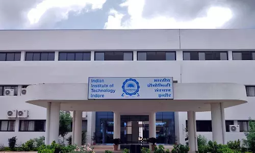 IIT इंदौर में छात्र कल्याण पर मंथन