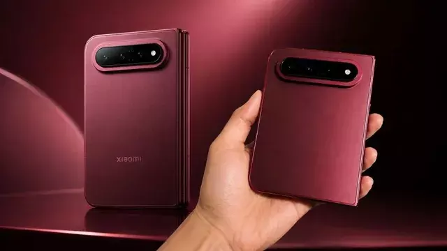 Xiaomi Fold फोन में दमदार बैटरी शानदार डिस्प्ले और फास्ट चार्जिंग