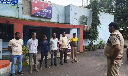 रायगढ़ पुलिस ने गुंडा-निगरानी बदमाशों को थाने बुलाकर दी सख्त चेतावनी रायगढ़ पुलिस ने गुंडा-निगरानी बदमाशों को थाने बुलाकर दी सख्त चेतावनी