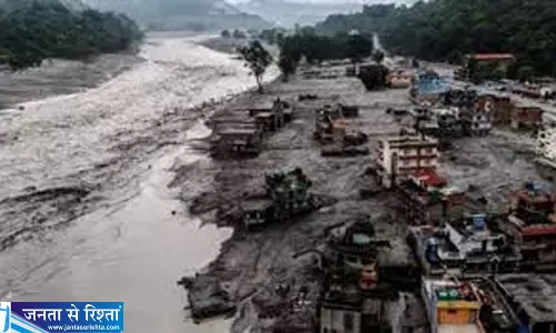 नेपाल आपदा के बाद अलर्ट भारत हिमालय के ग्लेशियरों पर बढ़ी निगरानी नेपाल आपदा के बाद अलर्ट भारत हिमालय के ग्लेशियरों पर बढ़ी निगरानी