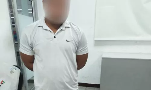 CISF ने दिल्ली हवाई अड्डे पर 22.08 लाख की विदेशी मुद्रा की बरामद CISF ने दिल्ली हवाई अड्डे पर 22.08 लाख की विदेशी मुद्रा की बरामद