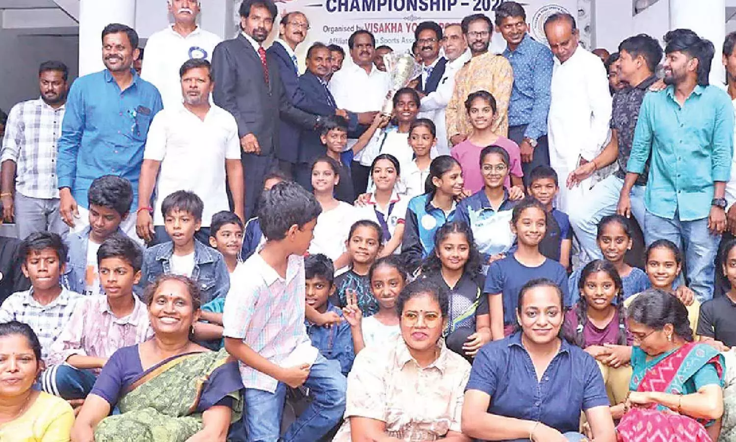 Andhra: योगासन शारीरिक फिटनेस, मानसिक शांति और एकाग्रता को बढ़ावा देते हैं