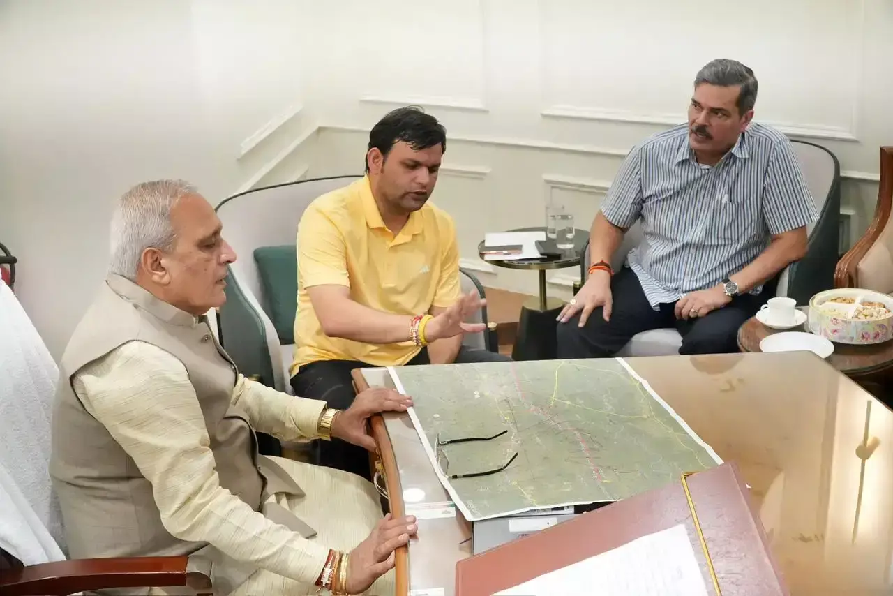 Palwal: पलवल में कनेक्टिविटी होगी मजबूत, आगरा नहर के दोनों किनारों पर बनेंगे 40 किमी के मार्ग Palwal: पलवल में कनेक्टिविटी होगी मजबूत, आगरा नहर के दोनों किनारों पर बनेंगे 40 किमी के मार्ग
