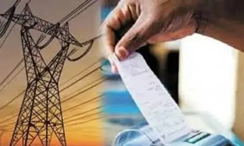 Srinagar: बिजली दरों में इजाफे पर कर्रा ने सरकार को घेरा, बताया जनता पर अतिरिक्त बोझ