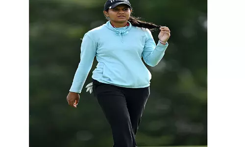 बारिश से प्रभावित आयरिश ओपन में प्रणवी 15वें स्थान पर खिसकीं बारिश से प्रभावित आयरिश ओपन में प्रणवी 15वें स्थान पर खिसकीं