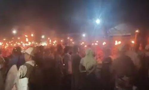 मणिपुर: प्रदर्शनकारियों पर पुलिस का लाठीचार्ज और आंसू गैस के गोले