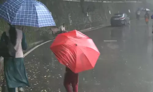 हिमाचल में मॉनसून: मरने वालों की संख्या 256 हुई; बारिश से हुआ नुकसान 1,202 करोड़ रुपये के पार हिमाचल में मॉनसून: मरने वालों की संख्या 256 हुई; बारिश से हुआ नुकसान 1,202 करोड़ रुपये के पार