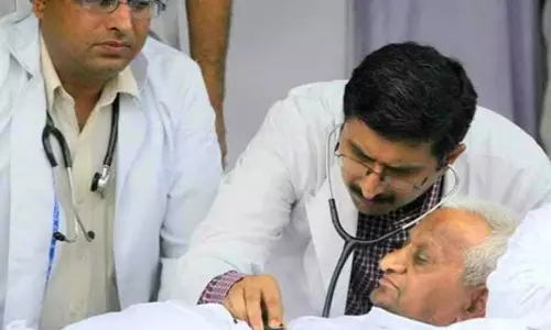 ICU में अन्ना हजारे स्वास्थ्य कारणों से अस्पताल में भर्ती