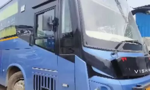 दिल्ली चलती बस में नाबालिग से गैंगरेप मामले में दो गिरफ्तार दिल्ली चलती बस में नाबालिग से गैंगरेप मामले में दो गिरफ्तार