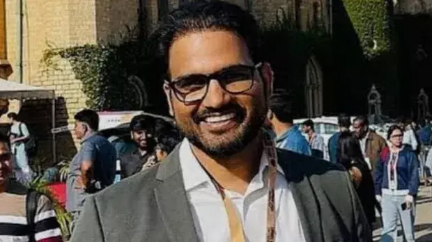 KPSC भर्ती घोटाला: IAS अधिकारी ज्ञानेंद्र कुमार न्यायिक हिरासत में भेजे गए KPSC भर्ती घोटाला: IAS अधिकारी ज्ञानेंद्र कुमार न्यायिक हिरासत में भेजे गए