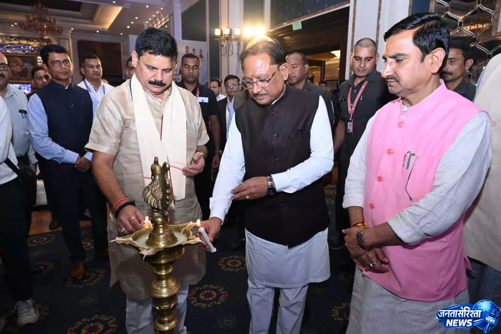 CM साय ने ई-रेत संगवारी और टिन पोर्टल का किया शुभारंभ CM साय ने ई-रेत संगवारी और टिन पोर्टल का किया शुभारंभ